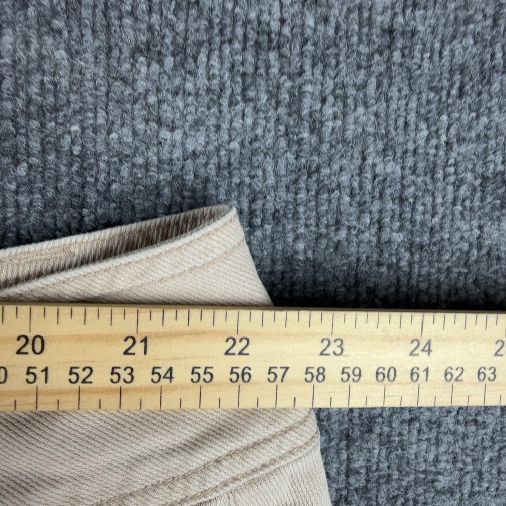 Cato Shorts Womens 26W Beige Bermuda Twill Flat Front Stretch Zip Fly‎ Pockets - Picture 5 of 9